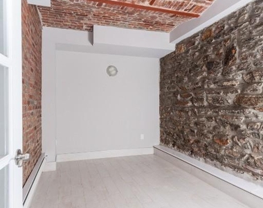 336 East 18th Street, Unit Ce - Photo Thumbnail 5