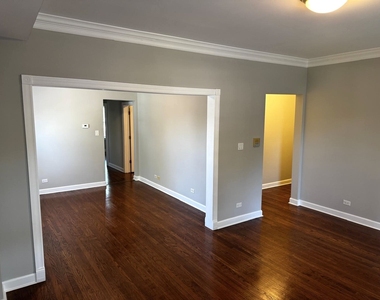 2157 N Kenneth Avenue - Photo Thumbnail 2