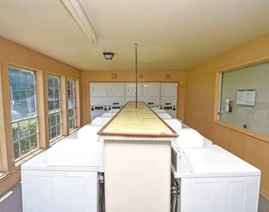 20598 Pine Island Rd - Photo Thumbnail 6