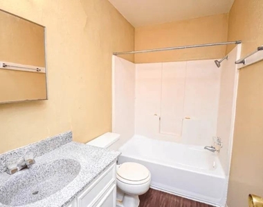 1845 5th St - Photo Thumbnail 9