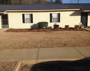 117 Homestead Dr - Photo Thumbnail 5