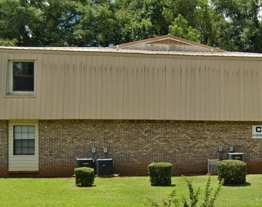496 Perdue Place - Photo Thumbnail 1
