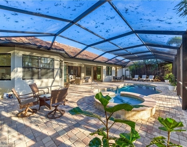 9569 Siracusa Court - Photo Thumbnail 30