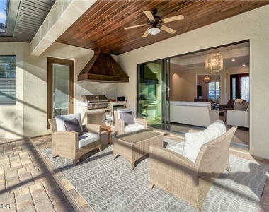 9569 Siracusa Court - Photo Thumbnail 27