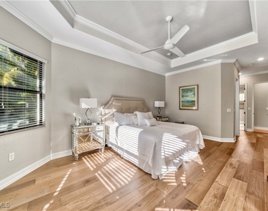 9569 Siracusa Court - Photo Thumbnail 18