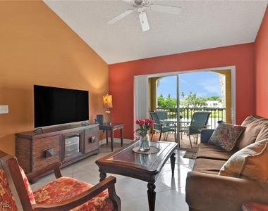1195 Wildwood Lakes Boulevard - Photo Thumbnail 3