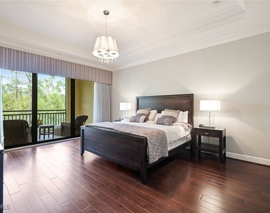 2751 Tiburon Boulevard E - Photo Thumbnail 11