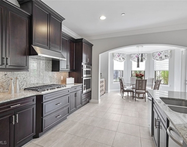 2751 Tiburon Boulevard E - Photo Thumbnail 8