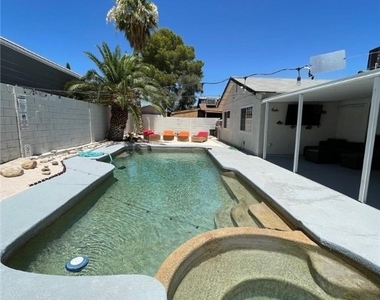 5415 Oxbow Street - Photo Thumbnail 20