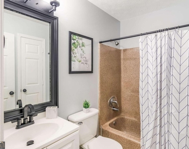 145 Mountain View Circle - Photo Thumbnail 4