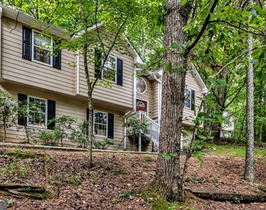 221 Remington Lane - Photo Thumbnail 18