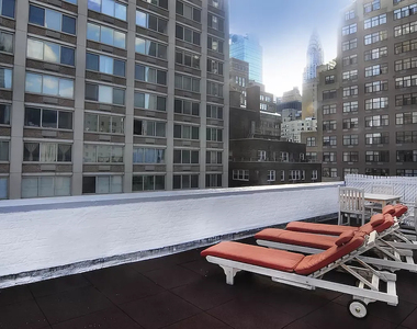 East 46th Street - Photo Thumbnail 7