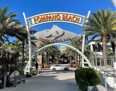 133 N Pompano Beach Boulevard - Photo Thumbnail 23