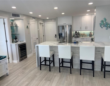 133 N Pompano Beach Boulevard - Photo Thumbnail 6