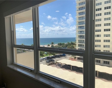 133 N Pompano Beach Boulevard - Photo Thumbnail 11