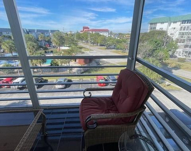 4740 Nw 21st Street - Photo Thumbnail 3