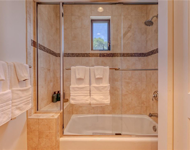 1206 Ne 1st Street - Photo Thumbnail 52