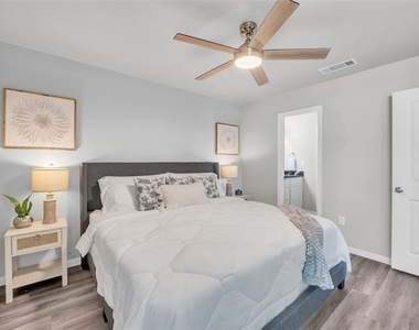 502 S Mary Jo Drive - Photo Thumbnail 10