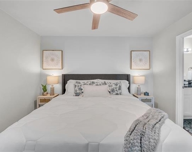 502 S Mary Jo Drive - Photo Thumbnail 9