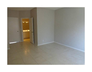 51 Whitehead Circle - Photo Thumbnail 10