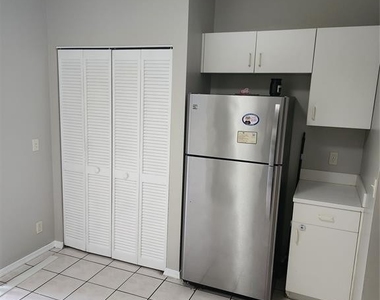 51 Whitehead Circle - Photo Thumbnail 5