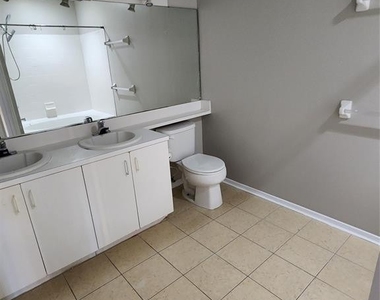 51 Whitehead Circle - Photo Thumbnail 8