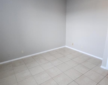 51 Whitehead Circle - Photo Thumbnail 12