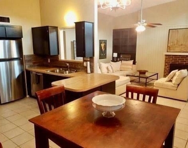2714 Mccart Avenue - Photo Thumbnail 5