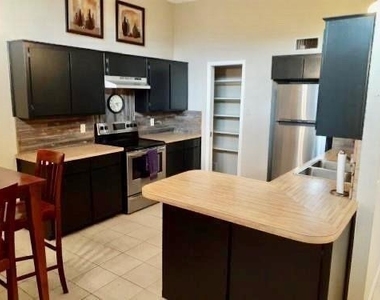 2714 Mccart Avenue - Photo Thumbnail 4