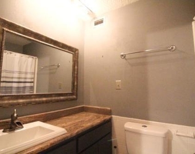 2714 Mccart Avenue - Photo Thumbnail 32
