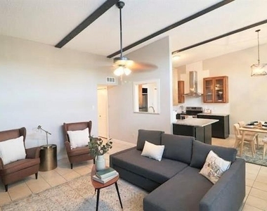 2708 Mccart Avenue - Photo Thumbnail 2