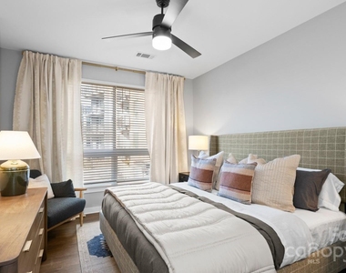 1711 Commonwealth Avenue - Photo Thumbnail 36