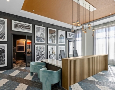 1711 Commonwealth Avenue - Photo Thumbnail 13