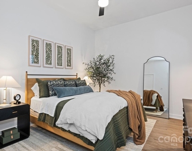 1711 Commonwealth Avenue - Photo Thumbnail 21