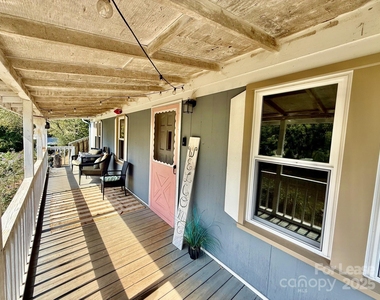 12 Powell Street - Photo Thumbnail 30