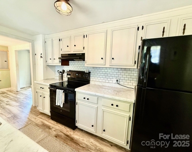 12 Powell Street - Photo Thumbnail 12