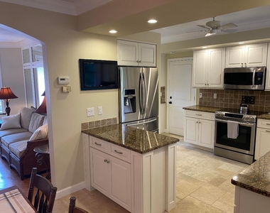 535 Flamevine Lane - Photo Thumbnail 7