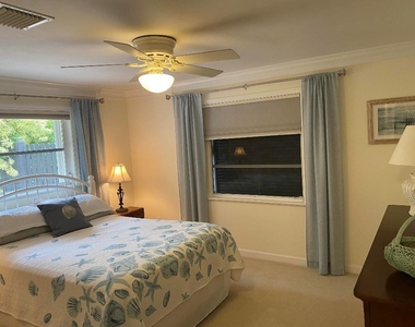 535 Flamevine Lane - Photo Thumbnail 20
