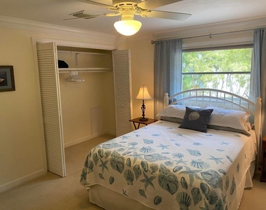 535 Flamevine Lane - Photo Thumbnail 25