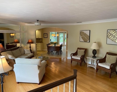 535 Flamevine Lane - Photo Thumbnail 11
