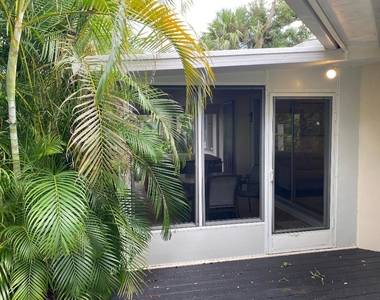 535 Flamevine Lane - Photo Thumbnail 30