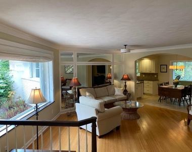 535 Flamevine Lane - Photo Thumbnail 4