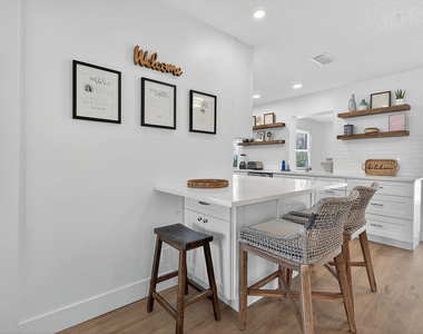 9627 Althea Way - Photo Thumbnail 7