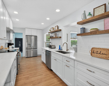 9627 Althea Way - Photo Thumbnail 8