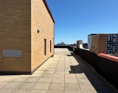 125 E Broadway - Photo Thumbnail 8