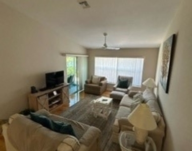 3685 Stone Way - Photo Thumbnail 2