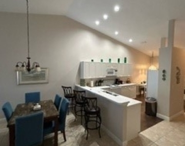 3685 Stone Way - Photo Thumbnail 8