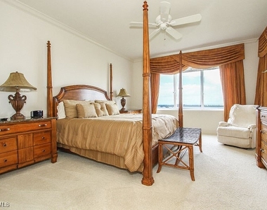 4875 Pelican Colony Boulevard - Photo Thumbnail 8