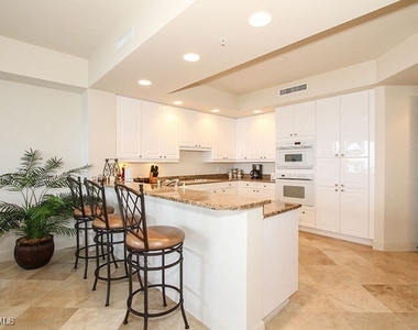 4875 Pelican Colony Boulevard - Photo Thumbnail 5