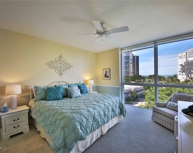 4255 Gulf Shore Boulevard N - Photo Thumbnail 9